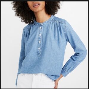 Madewell Denim Shirred Popover Top in Emmie Wash Size Small